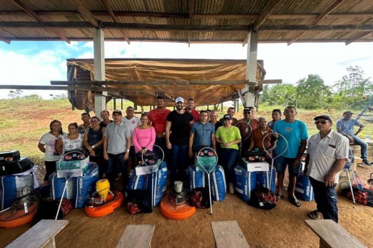 Programa de apoio à piscicultura beneficia famílias rurais no Amapá